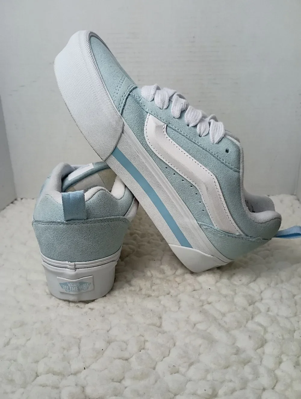 Vans knu stack